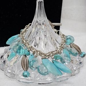 Dyed Howlite Chunky Bracelet with Faceted Crystals and Toggle Closure